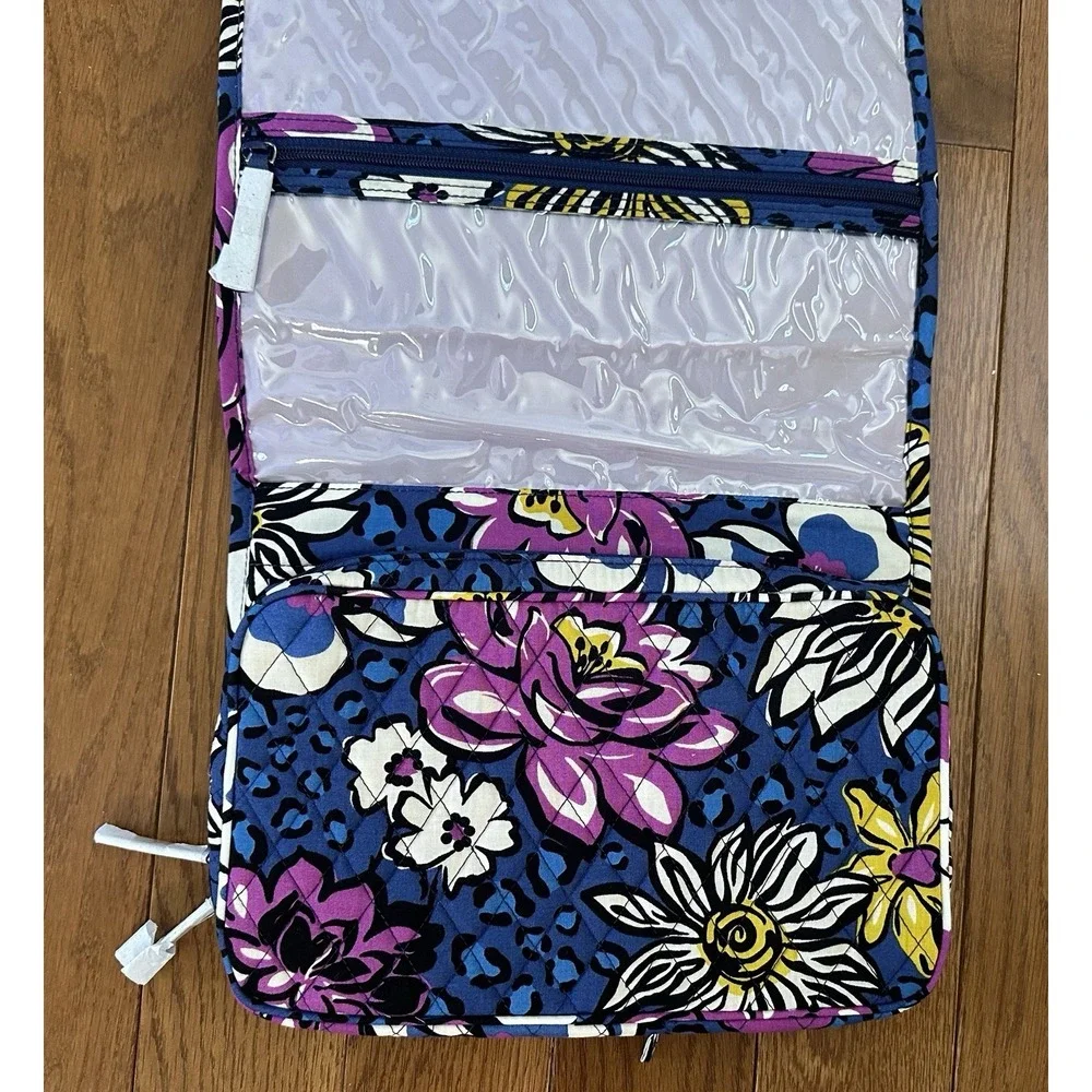 VERA BRADLEY‎ Hanging Organizer Cosmetic Case - African Violet NWT
